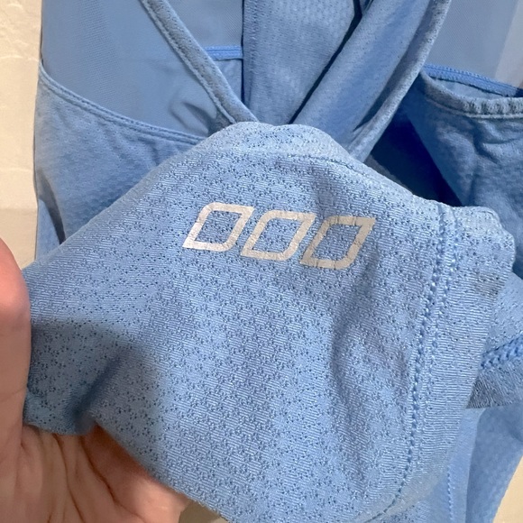 Lorna Jane Prana Excel Light Blue Open Back Tie Tank Top with Mesh, Size Small - Picture 6 of 9